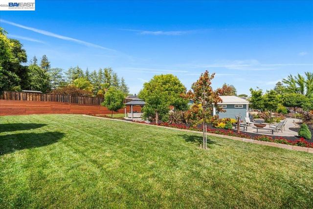 2599 Walker Pl, Livermore, CA 94550