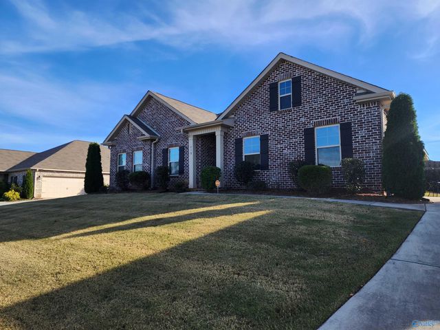 218 Dinner Tree Square, Huntsville, AL 35811