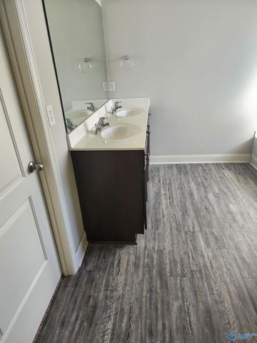 218 Dinner Tree Square, Huntsville, AL 35811