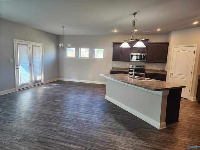 218 Dinner Tree Square, Huntsville, AL 35811