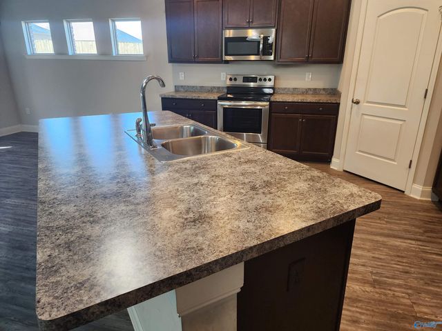 218 Dinner Tree Square, Huntsville, AL 35811