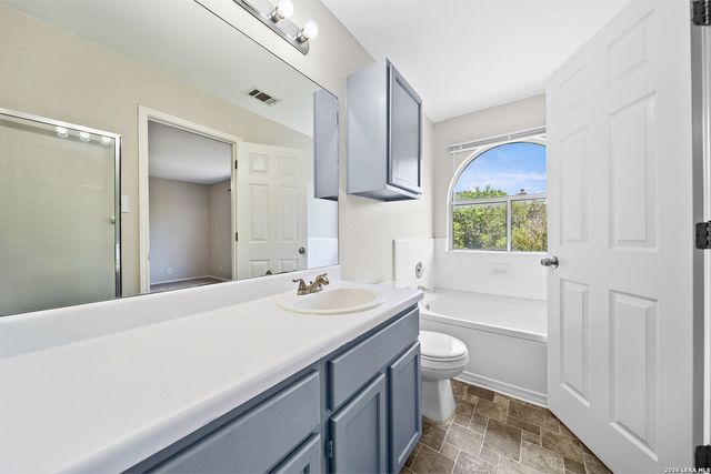 1302 Bobcat Pass, San Antonio, TX 78251