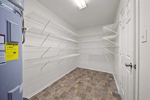 1302 Bobcat Pass, San Antonio, TX 78251