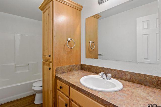 368 County Road 3360, Cookville, TX 75558