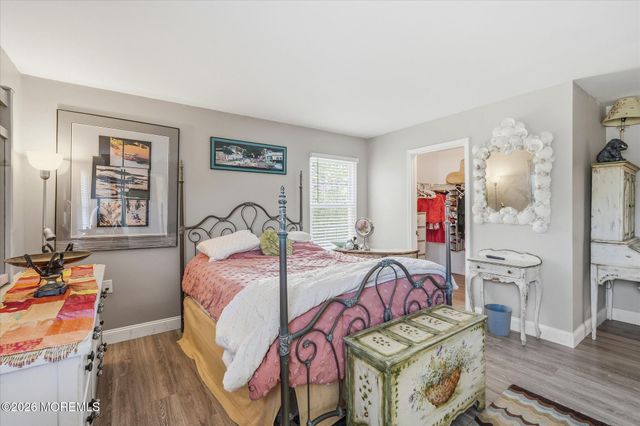 5 Elm Court, Barnegat, NJ 08005