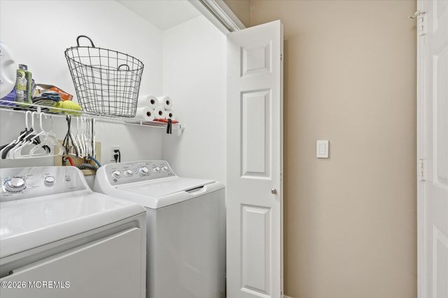 5 Elm Court, Barnegat, NJ 08005