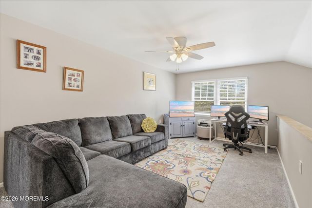 5 Elm Court, Barnegat, NJ 08005