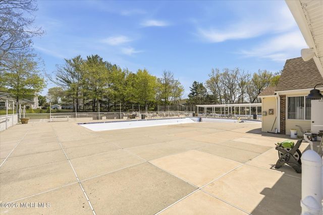 5 Elm Court, Barnegat, NJ 08005