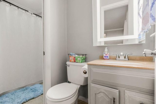 433 S 76TH Street, Kansas City, KS 66111