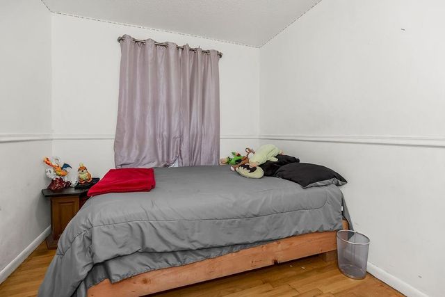 433 S 76TH Street, Kansas City, KS 66111