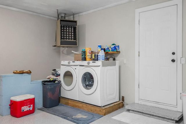 433 S 76TH Street, Kansas City, KS 66111