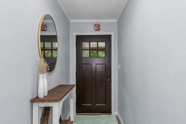 433 S 76TH Street, Kansas City, KS 66111