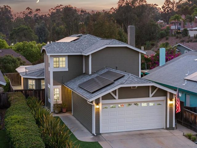 10421 Les Arbres Pl, San Diego, CA 92131