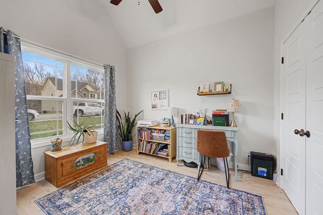 1042 Brightwood Ct, Clarksville, TN 37043