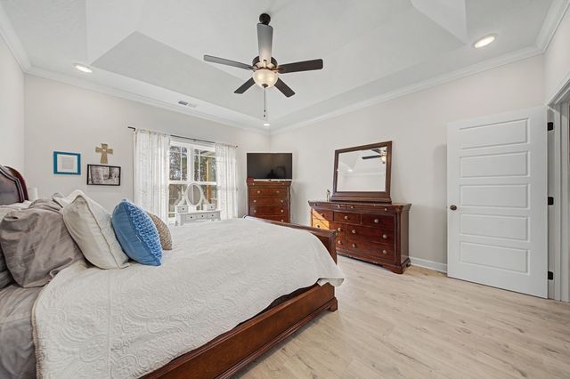 1042 Brightwood Ct, Clarksville, TN 37043