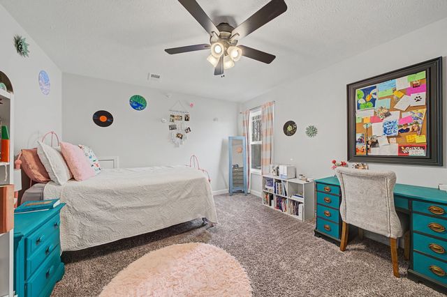 1042 Brightwood Ct, Clarksville, TN 37043