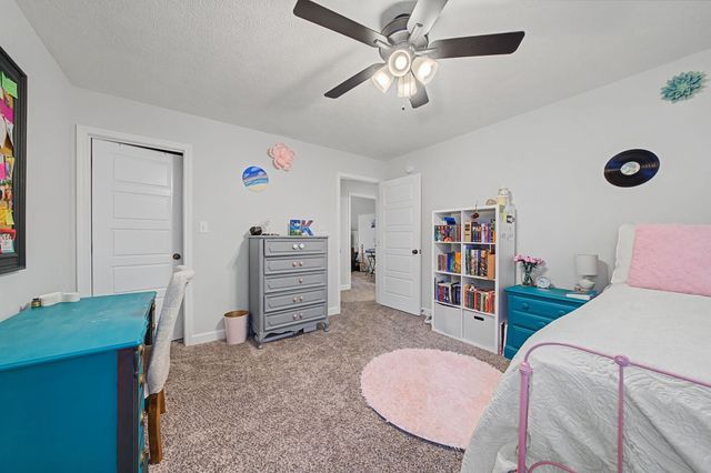 1042 Brightwood Ct, Clarksville, TN 37043