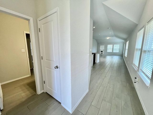 1340 Low Branch LN, Leander, TX 78641
