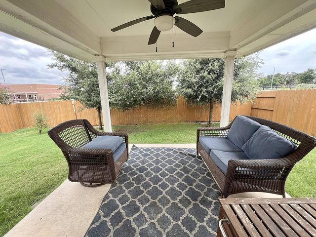 1340 Low Branch LN, Leander, TX 78641