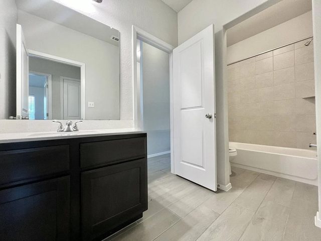 1340 Low Branch LN, Leander, TX 78641
