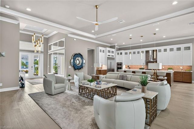 9171 WISTERIA WAY, Naples, FL 34114