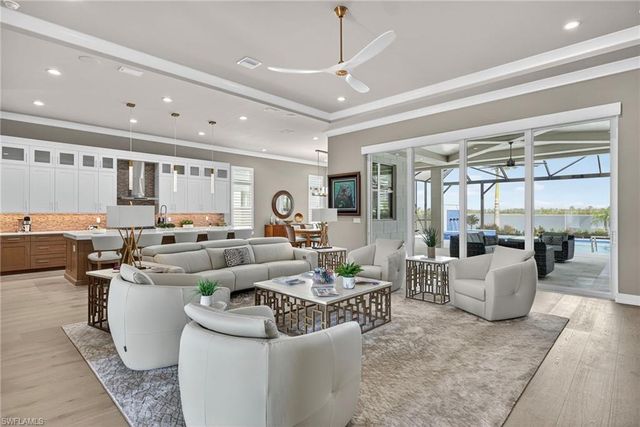 9171 WISTERIA WAY, Naples, FL 34114