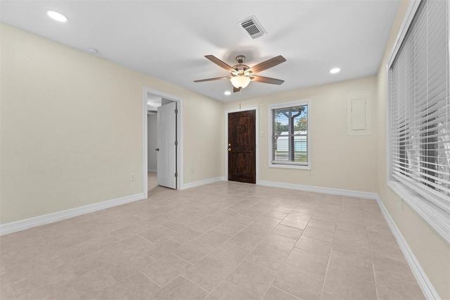 808 Beaumont Street, Anahuac, TX 77514