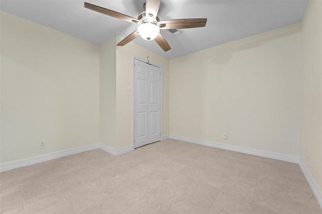 808 Beaumont Street, Anahuac, TX 77514