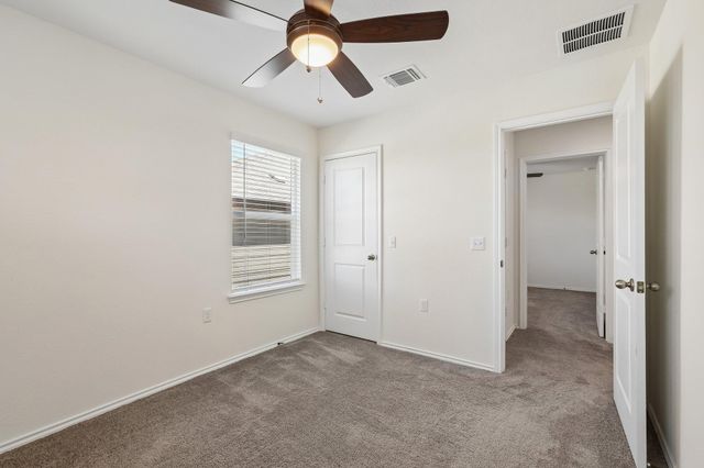 4612 Syndicate RD, Manor, TX 78653