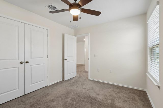 4612 Syndicate RD, Manor, TX 78653