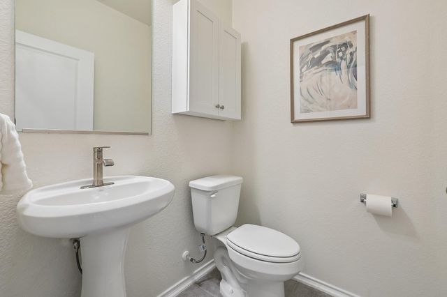4612 Syndicate RD, Manor, TX 78653