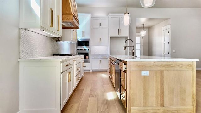 15600 Traditions Boulevard, Edmond, OK 73013