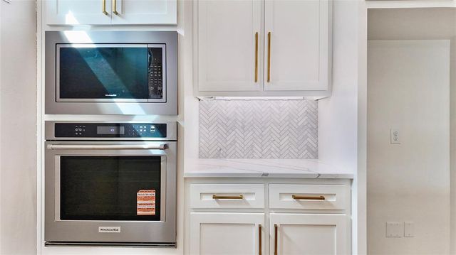 15600 Traditions Boulevard, Edmond, OK 73013