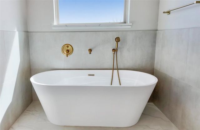 15600 Traditions Boulevard, Edmond, OK 73013