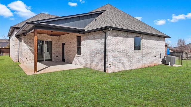 15600 Traditions Boulevard, Edmond, OK 73013