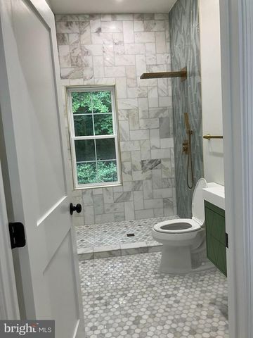 9414 WADSWORTH DR, Bethesda, MD 20817