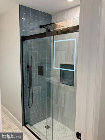 9414 WADSWORTH DR, Bethesda, MD 20817