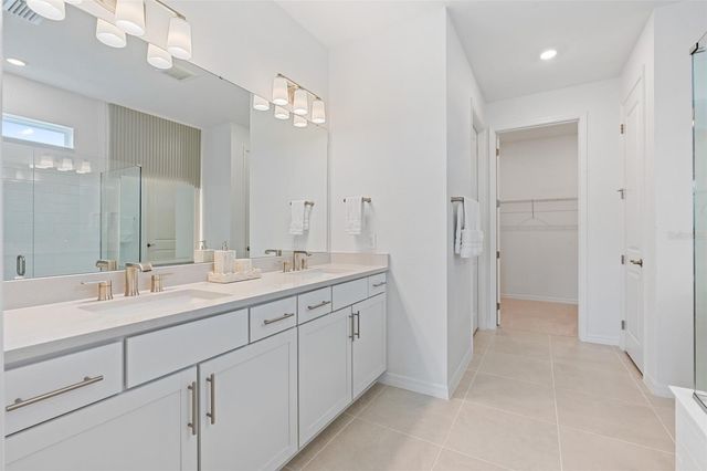 8105 FENTON STREET, Orlando, FL 32836