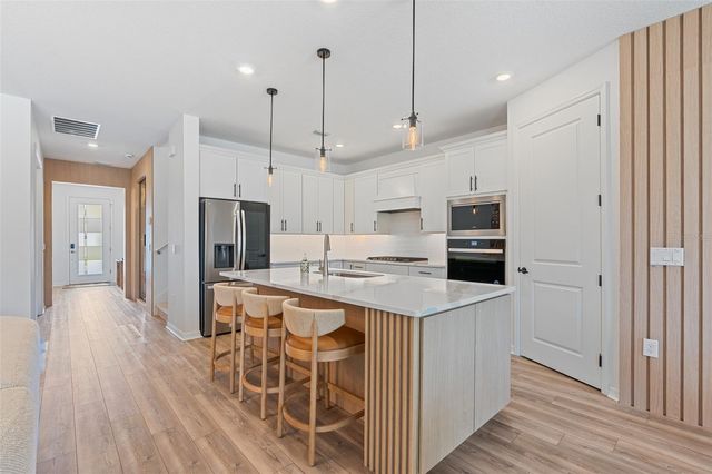 8105 FENTON STREET, Orlando, FL 32836