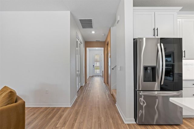 8105 FENTON STREET, Orlando, FL 32836