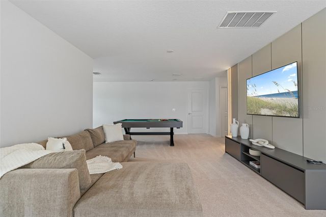 8105 FENTON STREET, Orlando, FL 32836