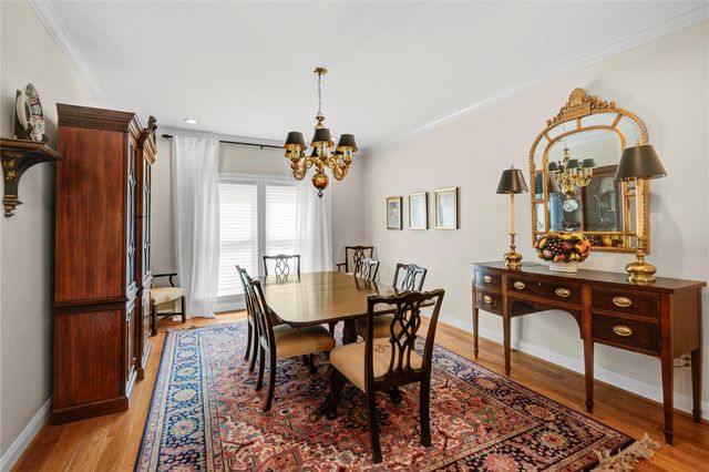 212 Teakwood Street, Lake Jackson, TX 77566