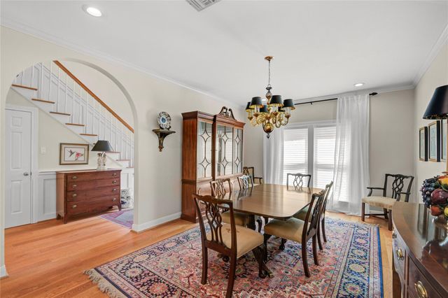 212 Teakwood Street, Lake Jackson, TX 77566