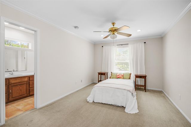 212 Teakwood Street, Lake Jackson, TX 77566