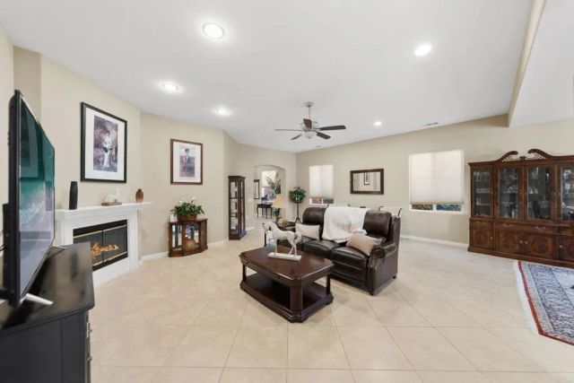 7775 Gibson Circle, Hemet, CA 92545