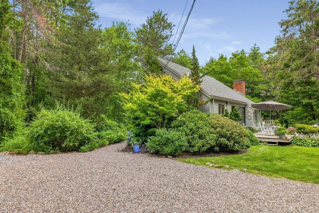 217 Kensington Road, Hampton Falls, NH 03844