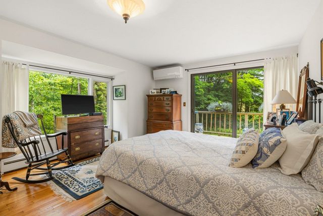 217 Kensington Road, Hampton Falls, NH 03844