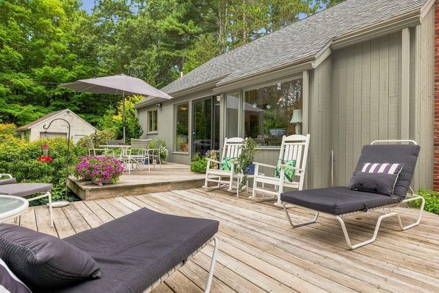 217 Kensington Road, Hampton Falls, NH 03844
