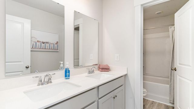 7066 Cinnamon Dr, Conway, SC 29526