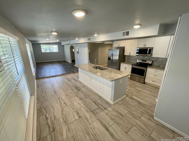 1026 SAN ANGELO, San Antonio, TX 78201